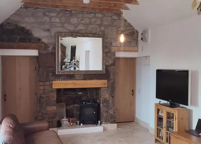 Stonehaven 2 Bedroom Seaside Cottage With Garden